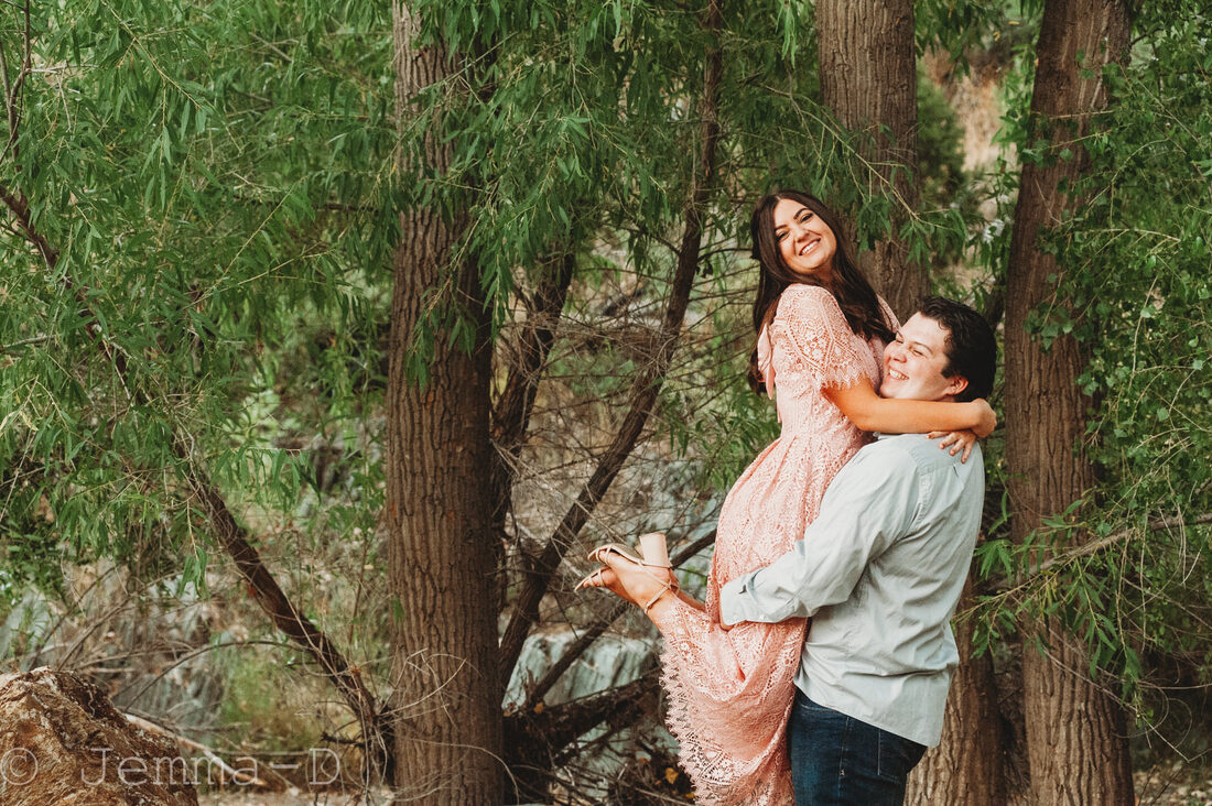 Engagement session in the trees
