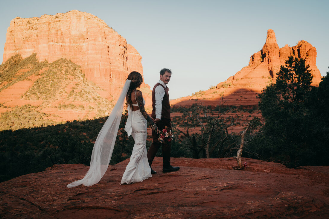 Sedona red rock elopement
